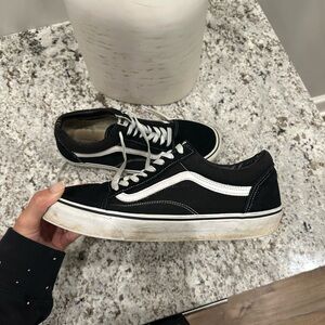 Men’s Old Skool Vans Black and White